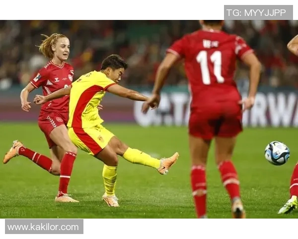 德国女足与丹麦女足比赛延期引发球迷热议与期待